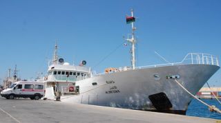 More Kuwaiti Ambulances arrive