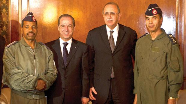 Warplanes fly home from Malta