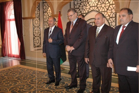 Ambassadors present credentials