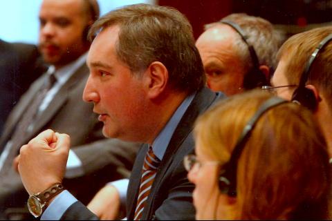 Russia insists Libya wants more of its arms