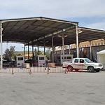 Smugglers try to storm across border into Tunisia