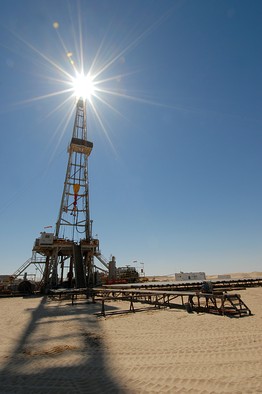 Zway tribesmen "cut" oil production