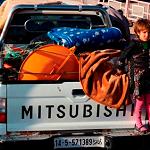 Ordinary Tunisians gave generous help to Libya conflict refugees.