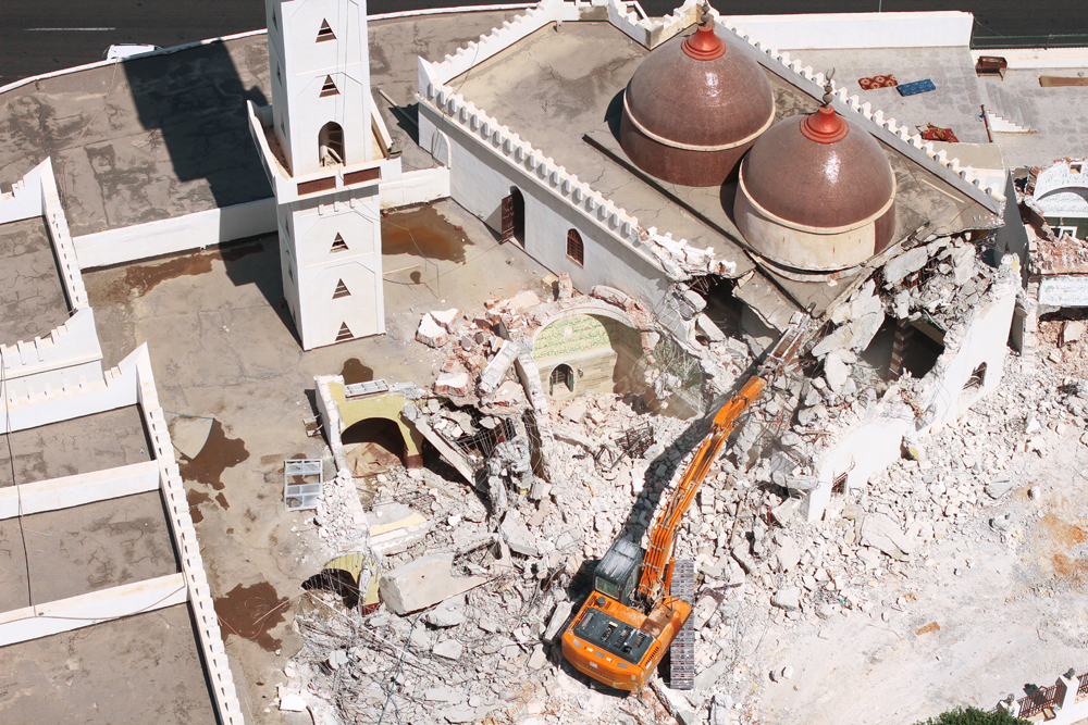 HRW adds voice to condemnation of Sufi shrine attacks