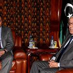 Zeidan plays down Egyptian premier’s reported claims on Libyan territory.