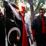 Egyptian Copts attack Libyan embassy in Cairo