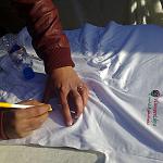 Support the police and army: sign a T-shirt