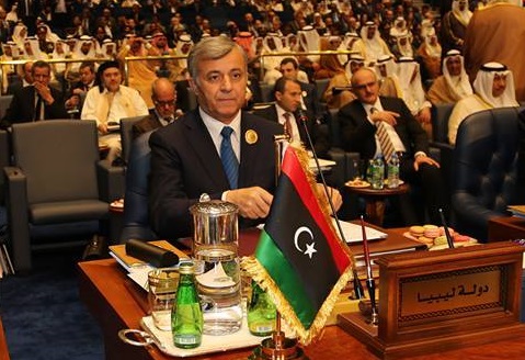 New election law by month end, Abu Sahmain tells Arab League