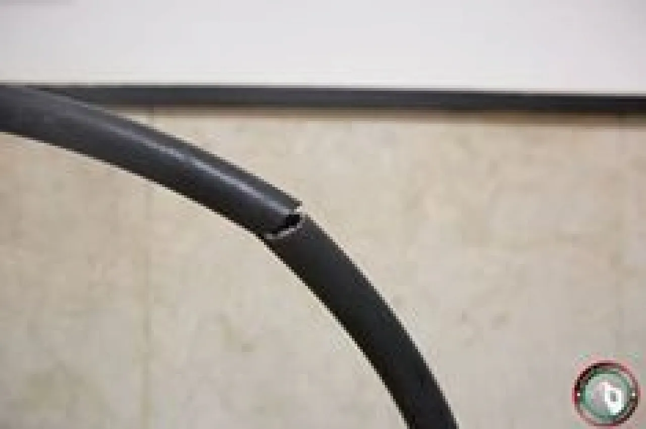 301-petrol stations damage-TMC4-210814