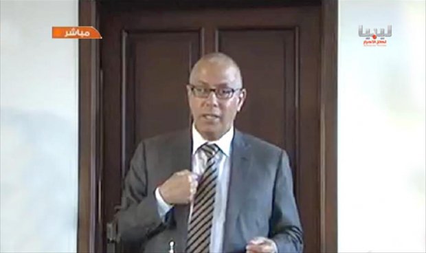 Ali Zeidan arrives in Tobruk with the German Ambassador