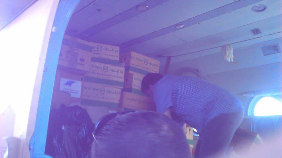 Red Crescent flies medicines from Tripoli to Zintan