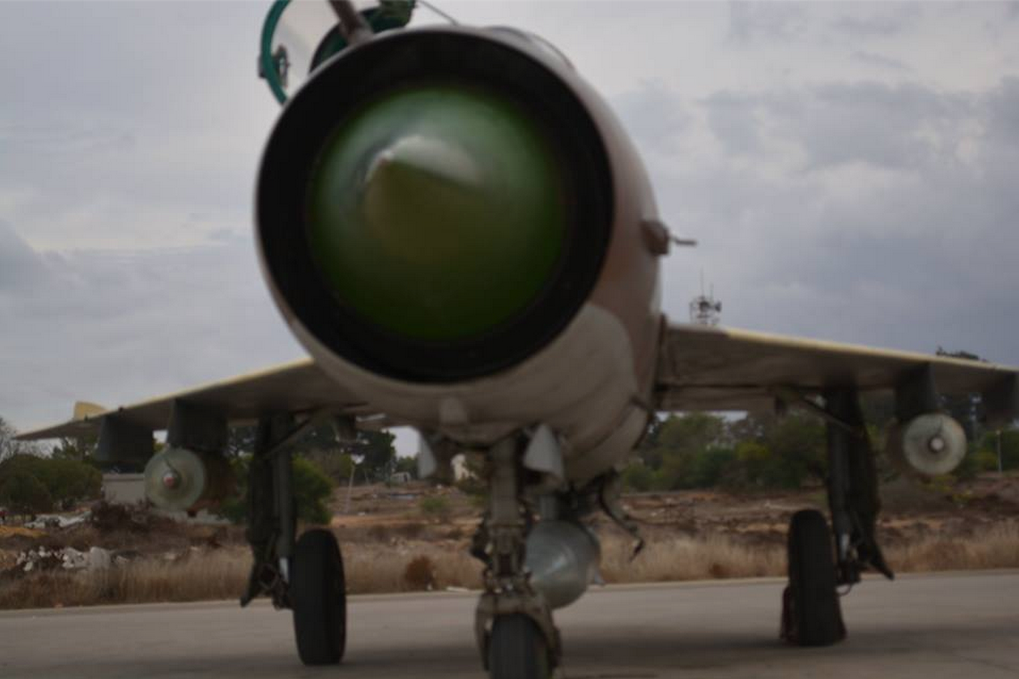 Government forces bomb convoy heading to Benghazi as violence continues