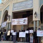Minimalist monarchist manifestation in Tripoli