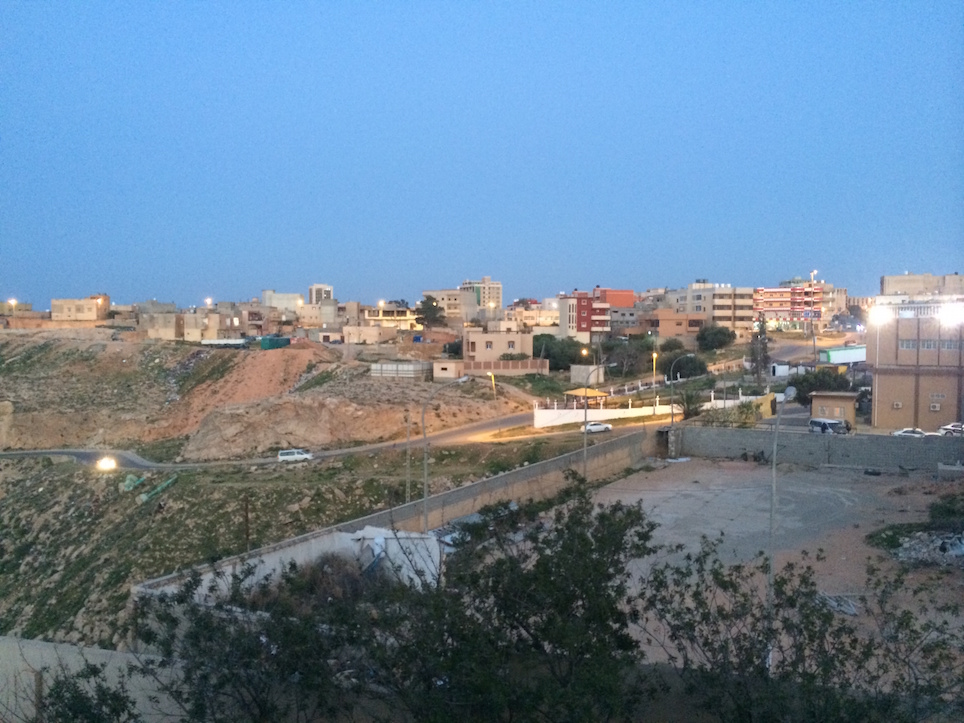 Fresh fighting south west of Tripoli