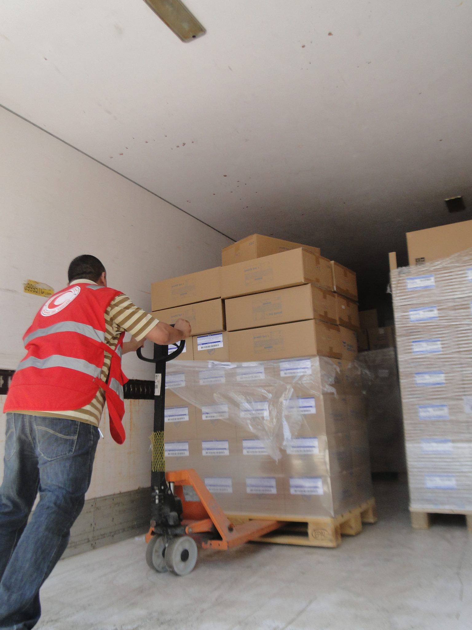Red Crescent seeks safe passage for its urgent medical deliveries