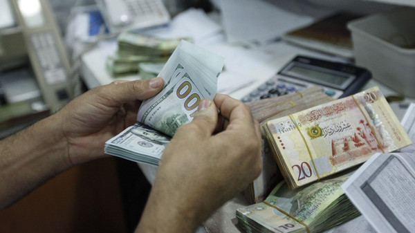 Tripoli currency traders arrested as black market closes