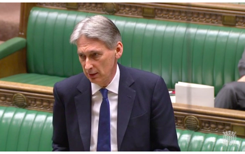 British foreign minister says no UK combat troops for Libya