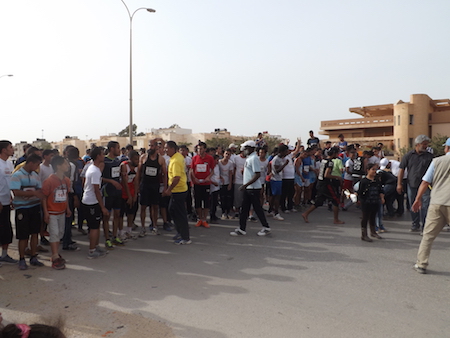 Hundreds turn up to run for peace in Benghazi