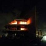 Fire destroys prominent Tripoli café