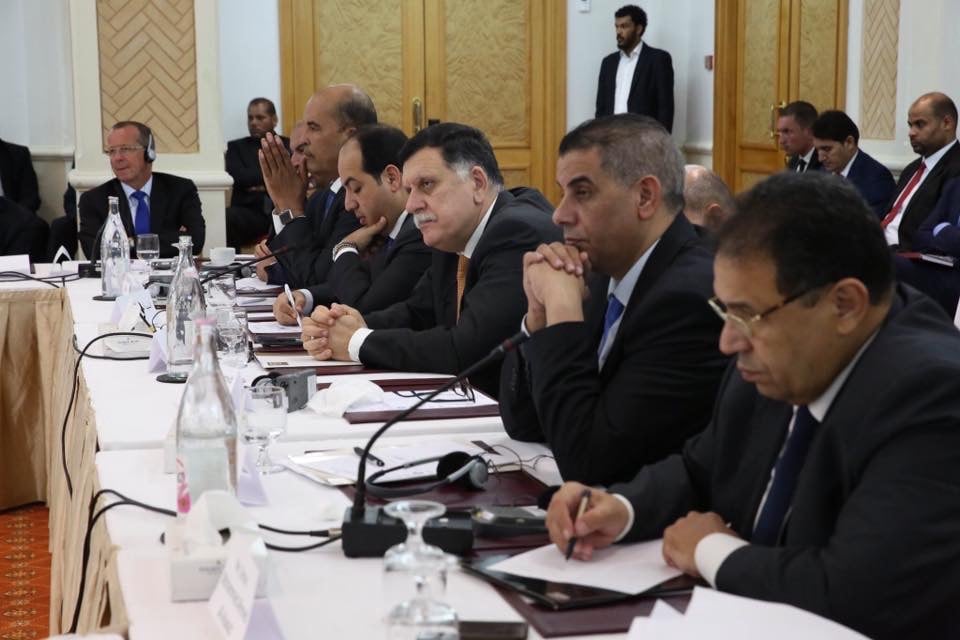 The Presidency Council meeting with the Libya Dialogue in Tunis in September 2016 (Photo: UNSMIL)