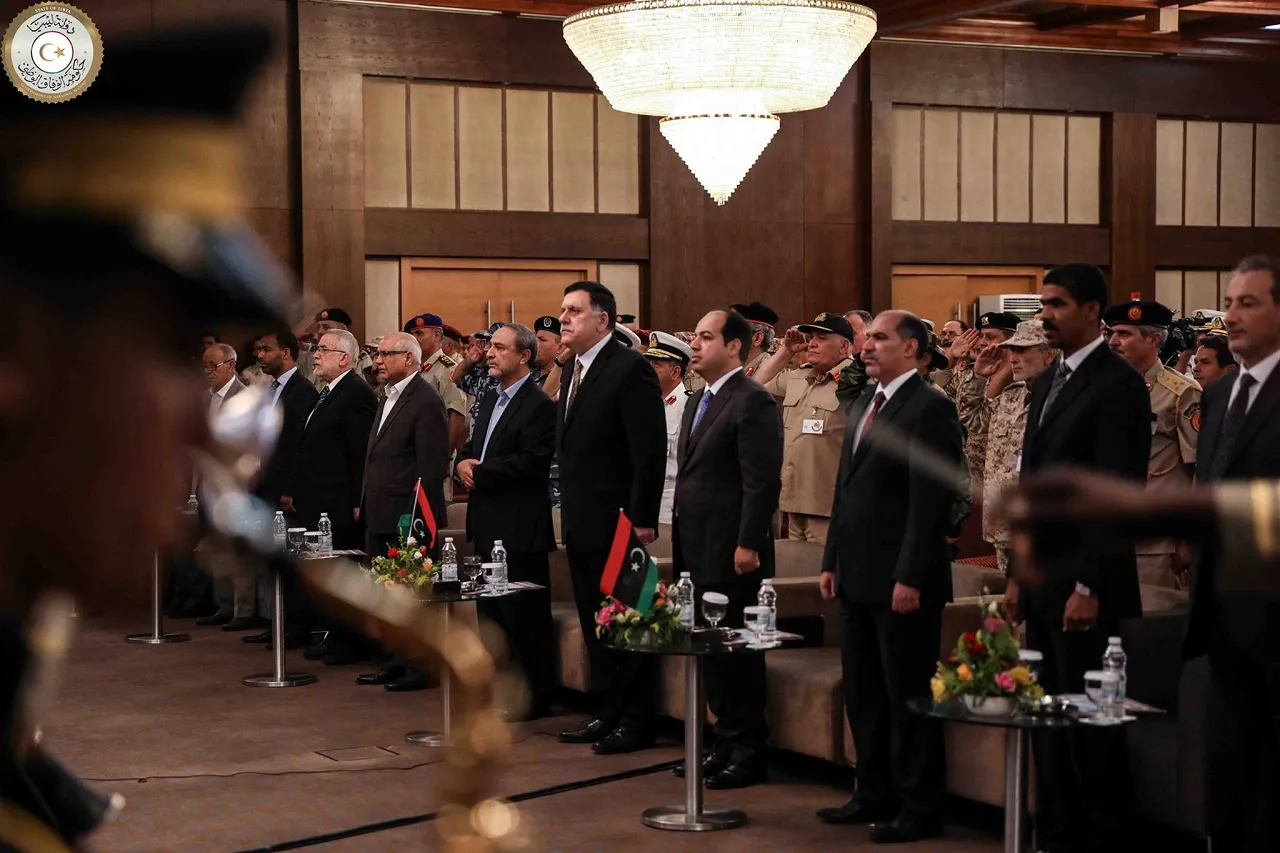 Serraj at the officiers' meeting