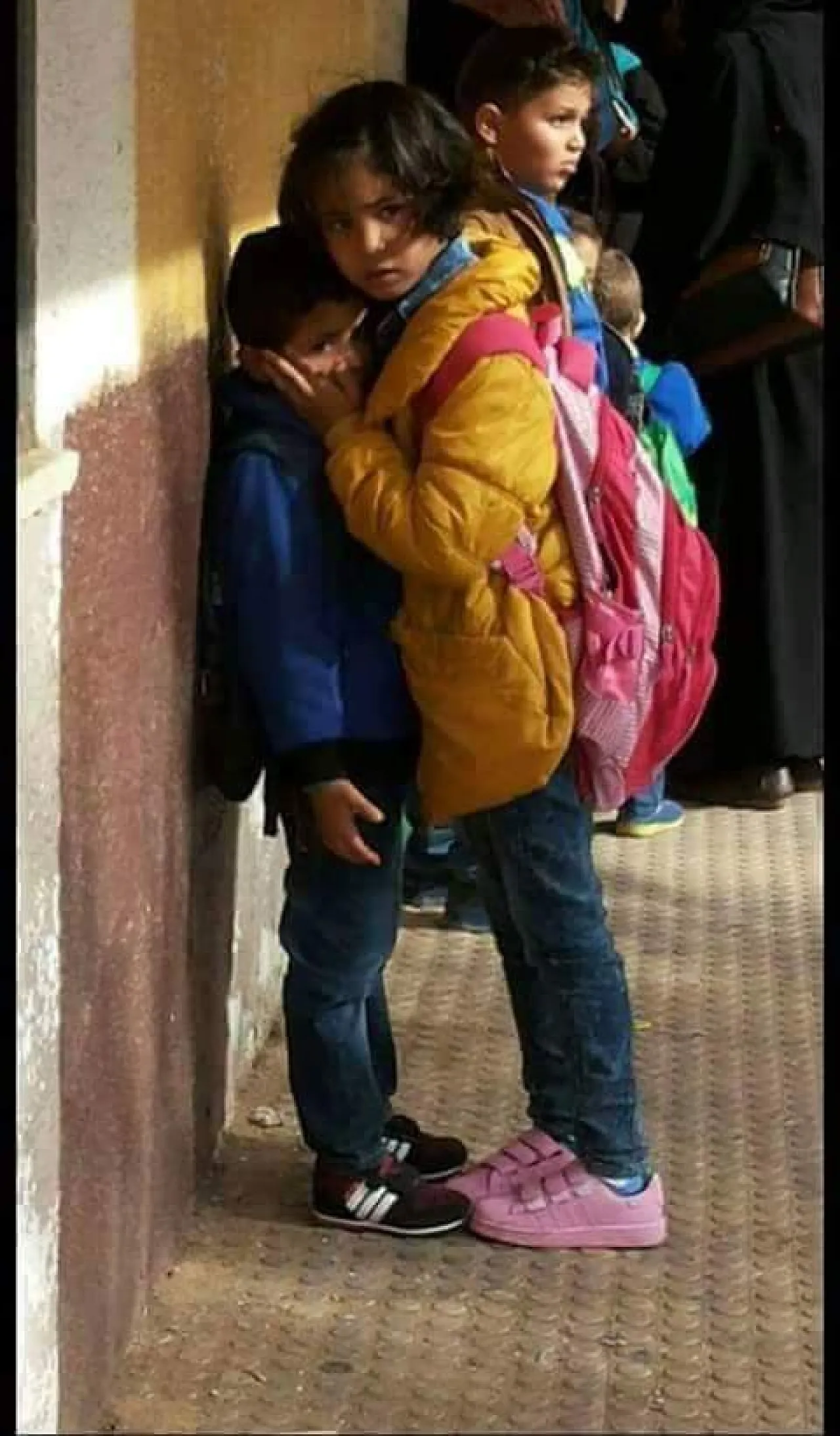 Shocked children after the blast (Photo: social media)