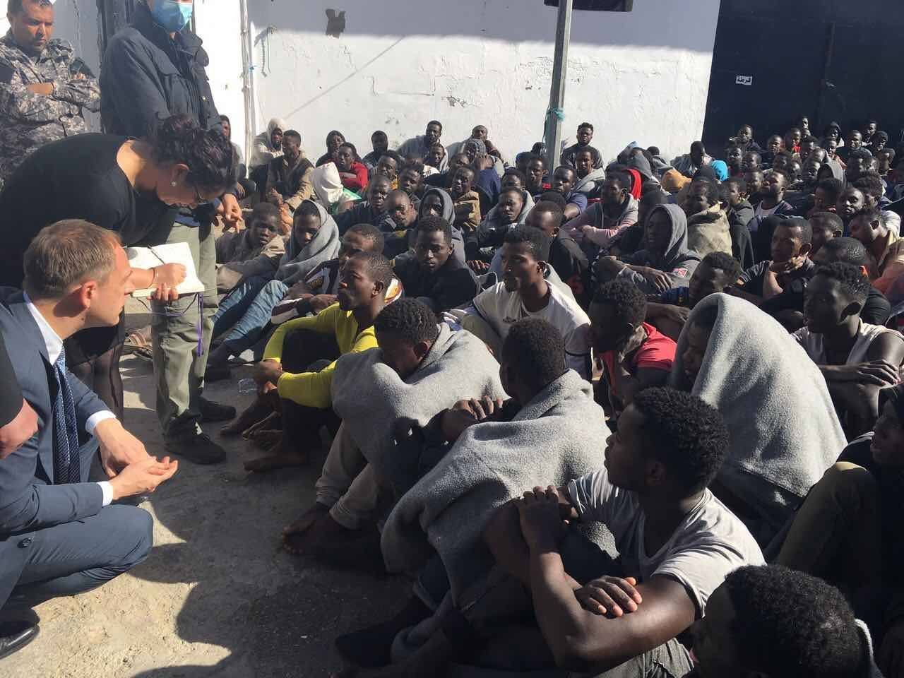 New German ambassador meets Serraj in Tripoli, inspects migrant detention centre