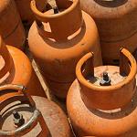 Armed security for Tripoli's cooking gas cylinder depots