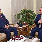Sisi tells Hafter weapons embargo must be lifted so LNA can fight terrorists