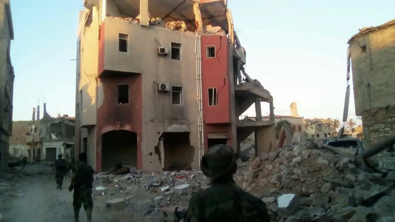 LNA troops move through Sidi Akribesh (Photo: supplied)