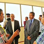 Thinni visits Benina airport, listens to passengers' complaints