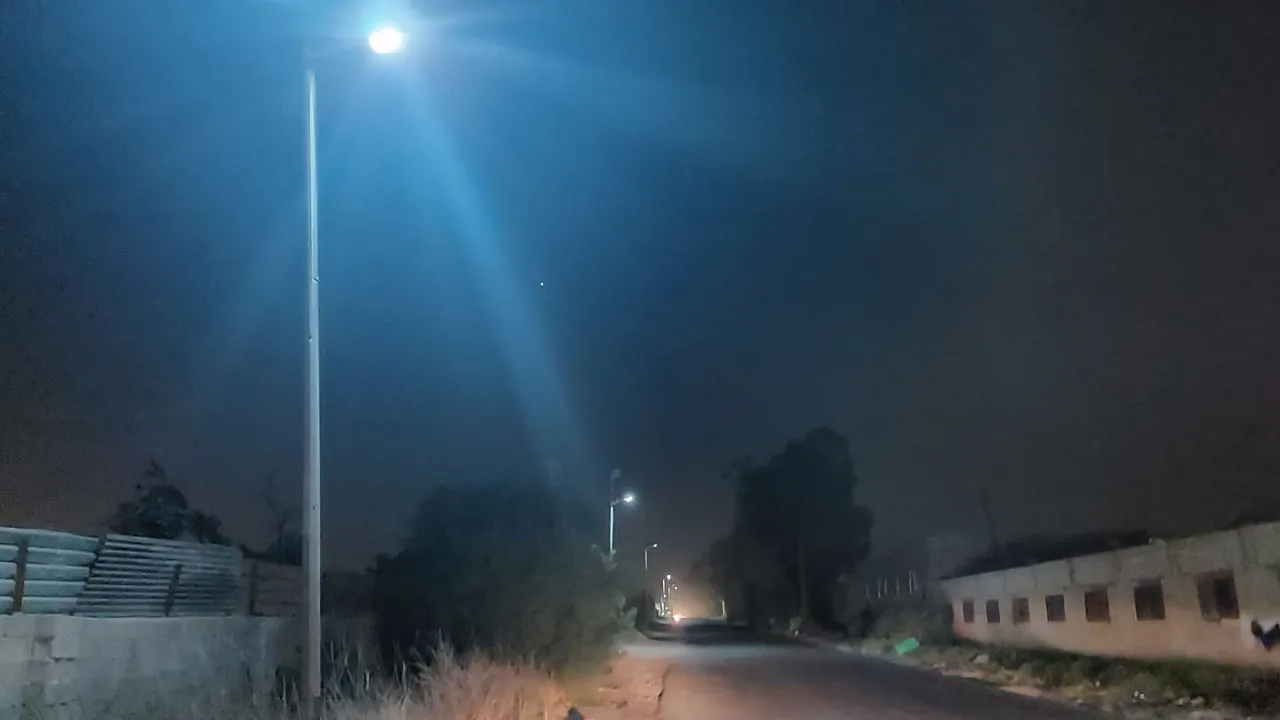 Busleem Municipality installs solar road lights as part of a wider experiment (Photo: Busleem Municipality).