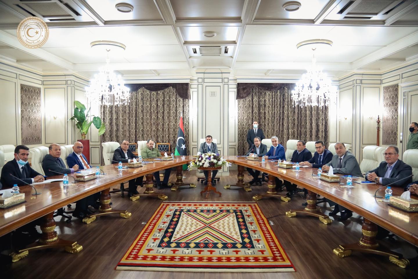 GNU freezes spending of state investment funds and companies